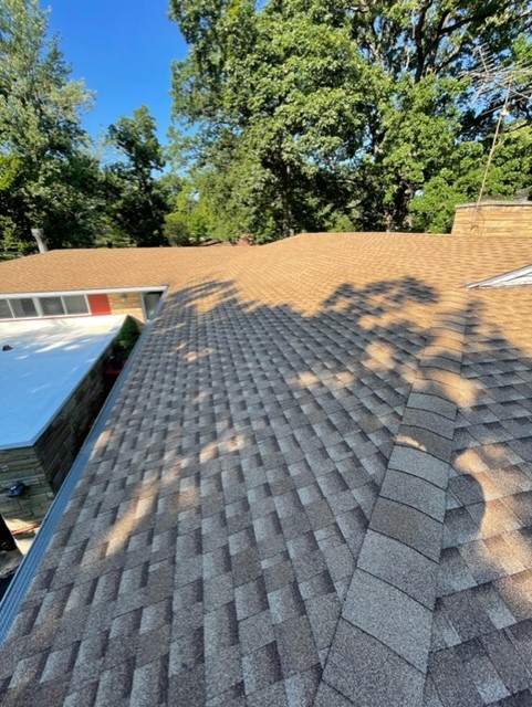 photo of GAF timberline roof and EPDM flat roof