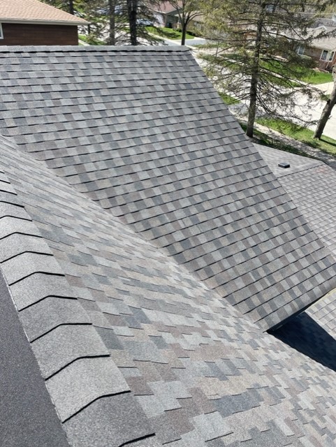 SBS Liberty Flat roof installed on a home in Addison, Illinois