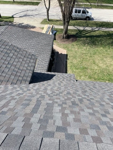 Roofing installation in Addison, Illinois