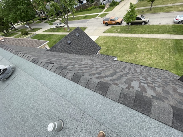 Flat Roofing installed on home in Des Plaines, Illinois